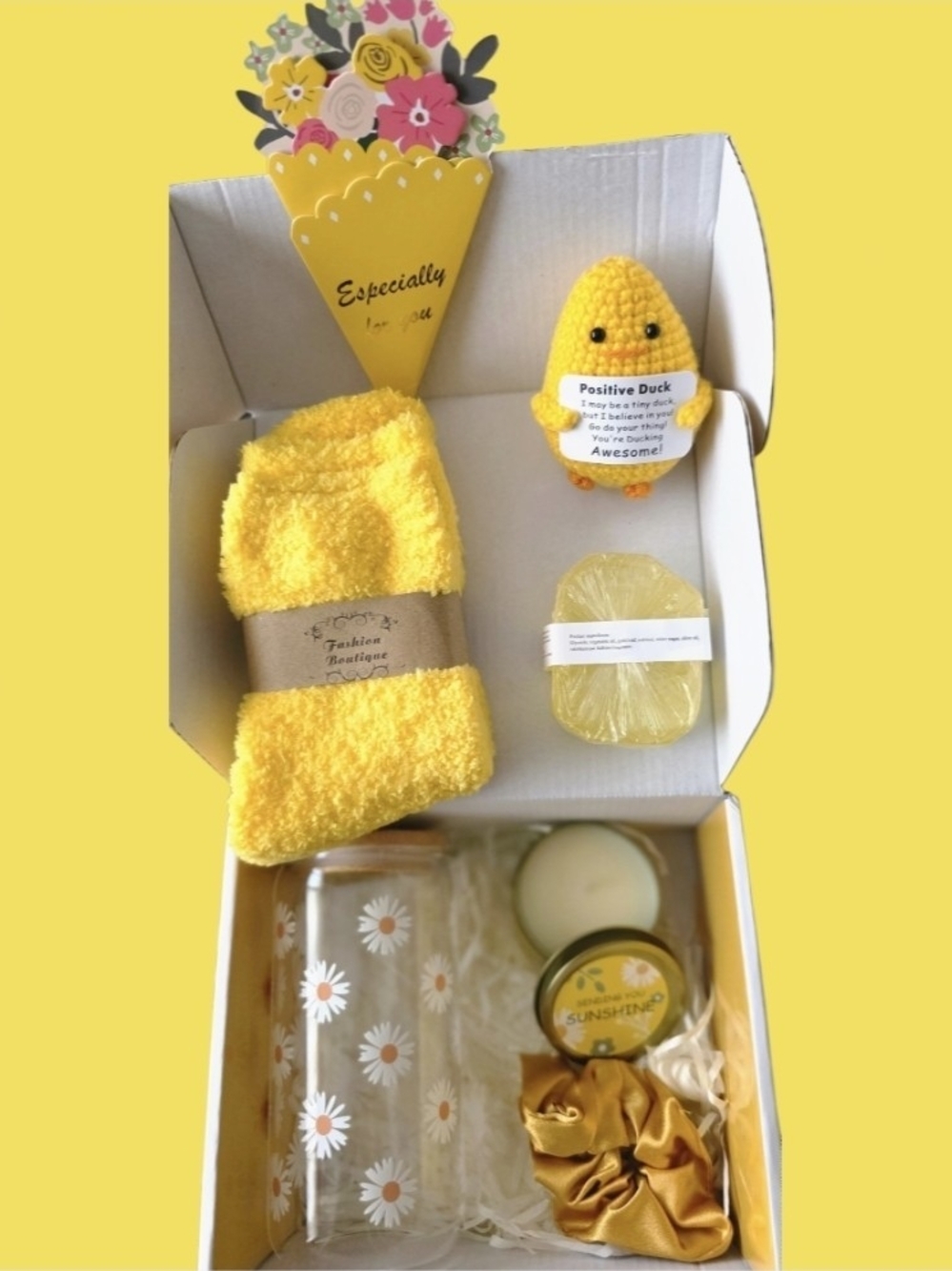 New Sunshine Gift Box Set Daisy Tumbler, Scented Candle & Positive Duck